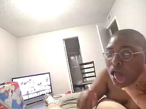 Snapshot of Itallionstallion chatting on 12.29.24 Itallionstallion online show from 12.29.24