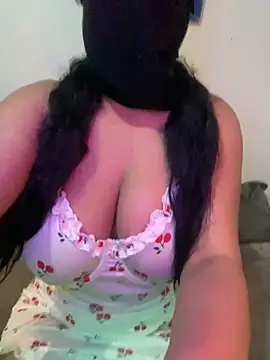 Snapshot of Hit_Jouri chatting on 02.23.25 Hit Jouri online show from 02.23.25