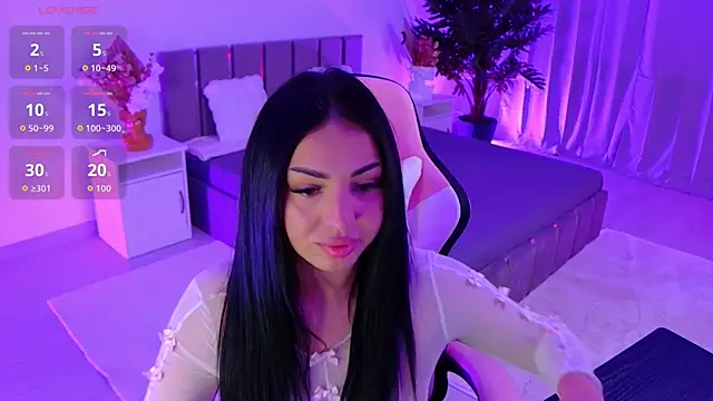 Snapshot of evanew_ chatting on 02.06.26 evanew online show from 02.06.26