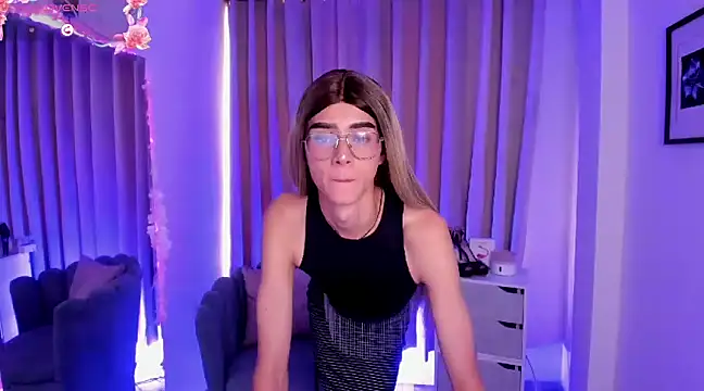 Snapshot of alahia_sweet chatting on 01.18.25 alahia sweet online show from 01.18.25