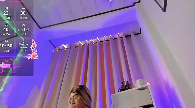 Snapshot of alahia_sweet chatting on 02.06.25 alahia sweet online show from 02.06.25