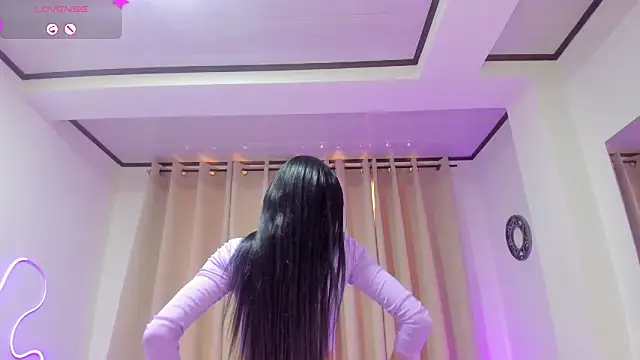 Snapshot of alahia_sweet chatting on 09.12.25 alahia sweet online show from 09.12.25