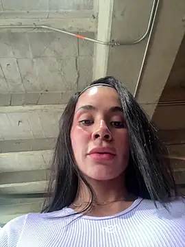 Karol Towers online show from 02.06.25