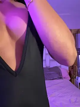 Karol Towers online show from 03.07.25