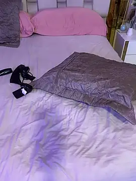 Karol Towers online show from 03.21.25