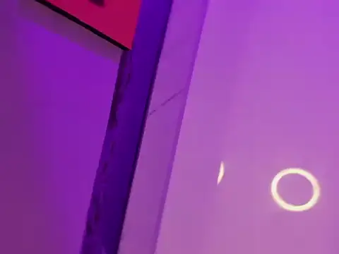 Chloe Martini online show from 10.12.25