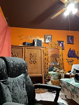 lesvenn online show from 12.25.24