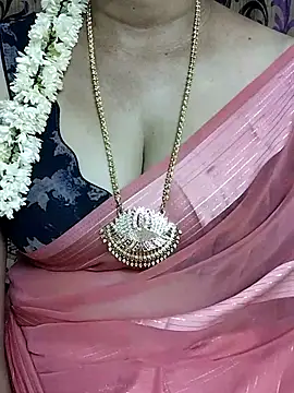 Snapshot of kavi-99 chatting on 06.12.26 kavi-99 online show from 06.12.26