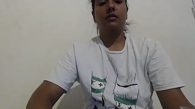 Coral0403 online show from 02.23.25