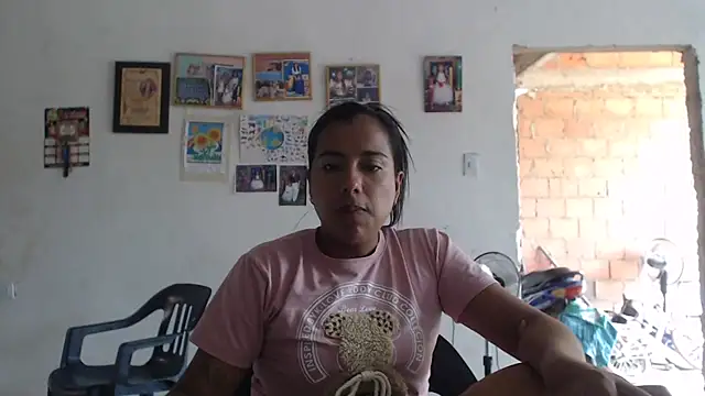 Snapshot of Coral0403 chatting on 05.28.26 Coral0403 online show from 05.28.26