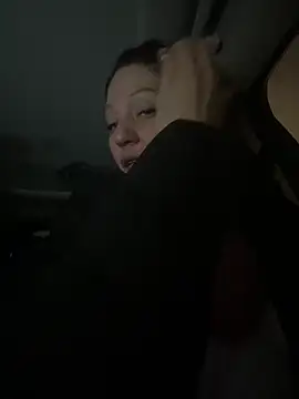 Snapshot of AlessasRoom chatting on 02.04.26 AlessasRoom online show from 02.04.26