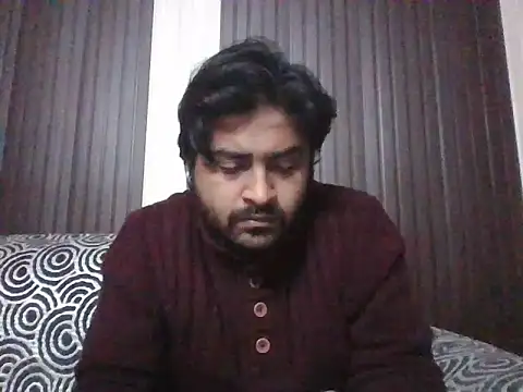 Snapshot of indihotguy chatting on 01.13.25 indihotguy online show from 01.13.25