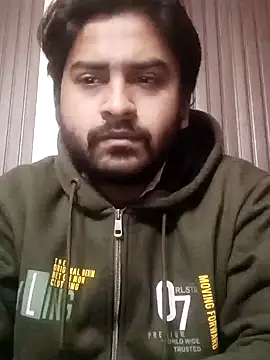 Snapshot of indihotguy chatting on 01.18.25 indihotguy online show from 01.18.25