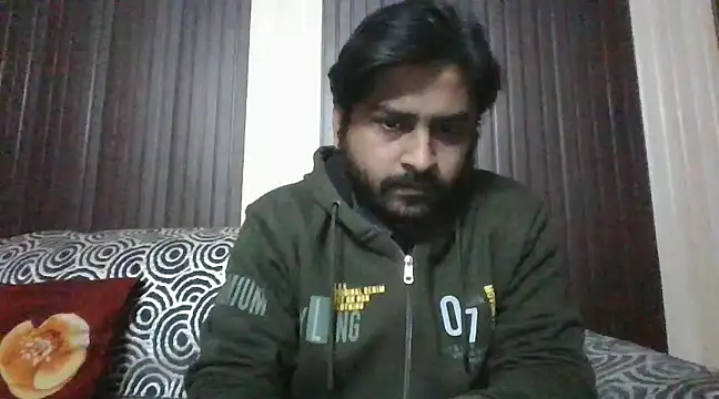 Snapshot of indihotguy chatting on 01.24.25 indihotguy online show from 01.24.25