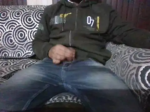 Snapshot of indihotguy chatting on 02.04.25 indihotguy online show from 02.04.25