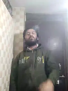 Snapshot of indihotguy chatting on 02.05.25 indihotguy online show from 02.05.25