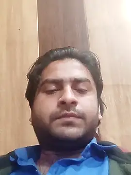 Snapshot of indihotguy chatting on 02.16.25 indihotguy online show from 02.16.25