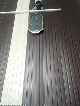 Snapshot of indihotguy chatting on 02.16.25 indihotguy online show from 02.16.25