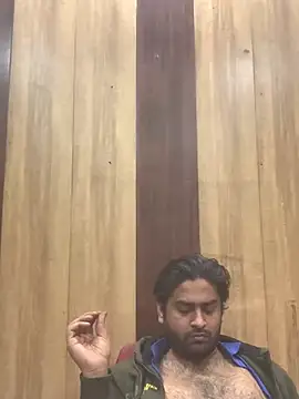 Snapshot of indihotguy chatting on 02.20.25 indihotguy online show from 02.20.25