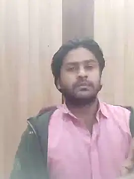 Snapshot of indihotguy chatting on 02.24.25 indihotguy online show from 02.24.25