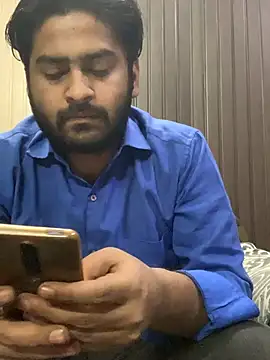 Snapshot of indihotguy chatting on 03.19.25 indihotguy online show from 03.19.25