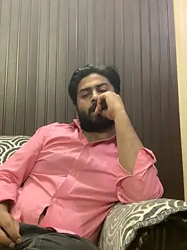 Snapshot of indihotguy chatting on 03.22.25 indihotguy online show from 03.22.25