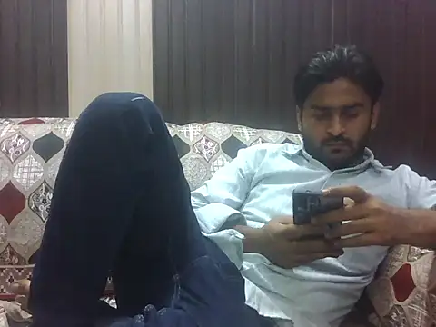 Snapshot of indihotguy chatting on 10.29.25 indihotguy online show from 10.29.25