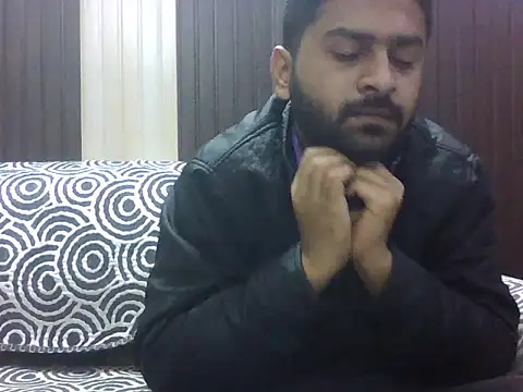 Snapshot of indihotguy chatting on 02.15.26 indihotguy online show from 02.15.26