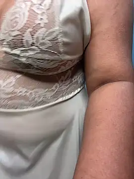 Snapshot of tanvihot2 chatting on 02.20.25 tanvihot2 online show from 02.20.25