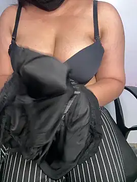 tanvihot2 online show from 04.23.26