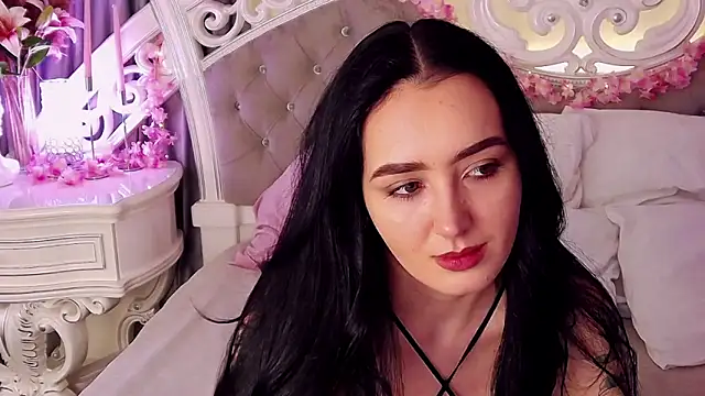 Snapshot of KimKhallifa chatting on 02.18.26 KimKhallifa online show from 02.18.26