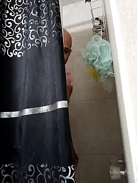 Snapshot of 3patica chatting on 01.22.25 3patica online show from 01.22.25