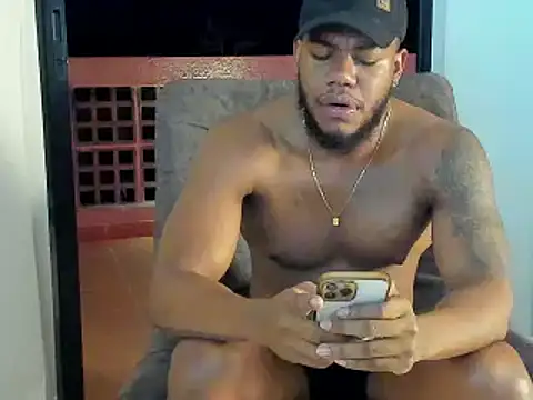 Snapshot of benjamincol chatting on 01.12.25 benjamincol online show from 01.12.25