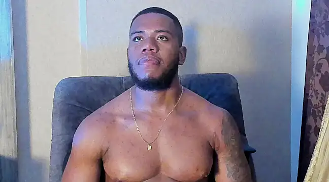 Snapshot of benjamincol chatting on 02.09.25 benjamincol online show from 02.09.25