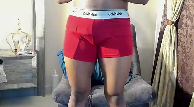 Snapshot of benjamincol chatting on 02.13.25 benjamincol online show from 02.13.25