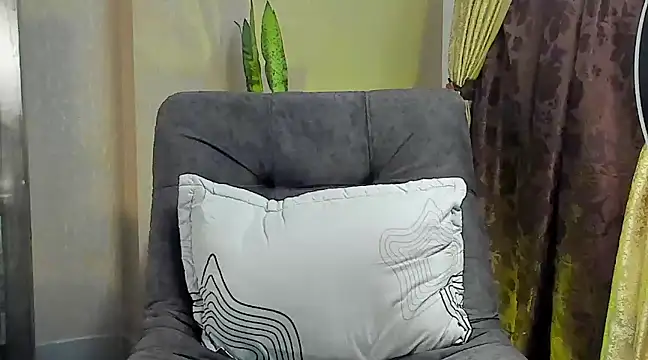 Snapshot of benjamincol chatting on 03.06.25 benjamincol online show from 03.06.25