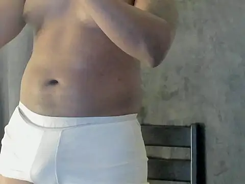 Snapshot of benjamincol chatting on 02.03.26 benjamincol online show from 02.03.26