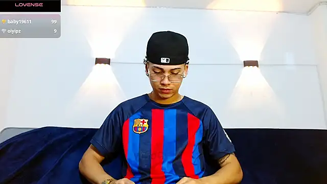 Snapshot of Br4ndxpimm chatting on 11.21.25 Br4ndxpimm online show from 11.21.25