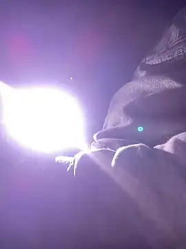 Snapshot of MrLatinKing chatting on 12.27.24 MrLatinKing online show from 12.27.24