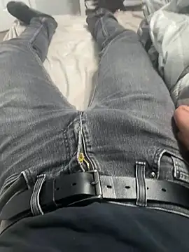 Snapshot of MrLatinKing chatting on 01.15.25 MrLatinKing online show from 01.15.25