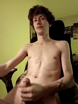 Snapshot of HalloMarcy chatting on 11.18.25 HalloMarcy online show from 11.18.25