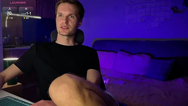 Leonnextdoor online show from 05.05.26