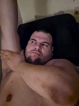 Snapshot of Hackensackneil chatting on 10.28.25 Hackensackneil online show from 10.28.25