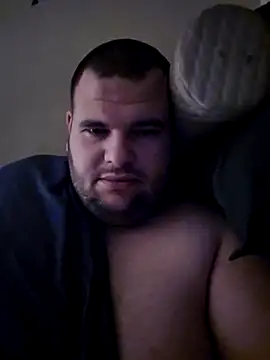 Snapshot of Hackensackneil chatting on 10.30.25 Hackensackneil online show from 10.30.25