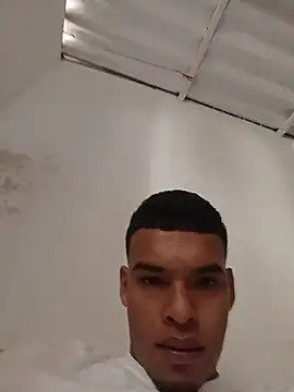 Snapshot of XGublex chatting on 11.19.25 XGublex online show from 11.19.25