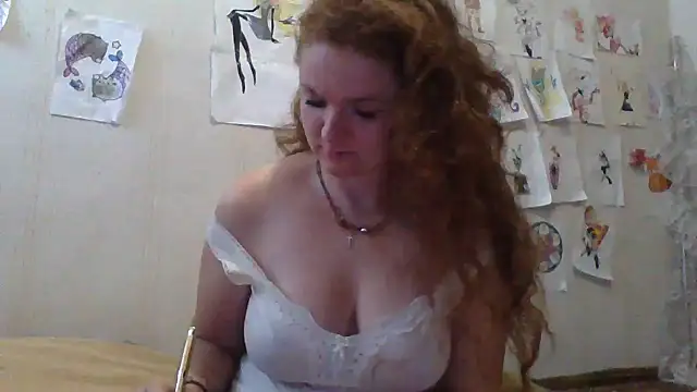 Snapshot of Rae_Jeannie chatting on 09.25.25 Rae Jeannie online show from 09.25.25