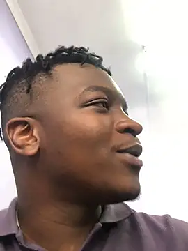 Redfucks333 online show from 10.22.25