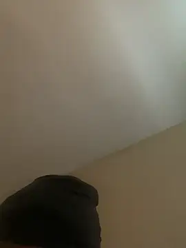 Snapshot of Knowdaboy chatting on 12.26.24 Knowdaboy online show from 12.26.24