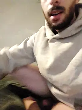 Snapshot of Levi_Latino chatting on 09.16.25 Levi Latino online show from 09.16.25