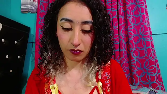 valerie mase online show from 12.17.25